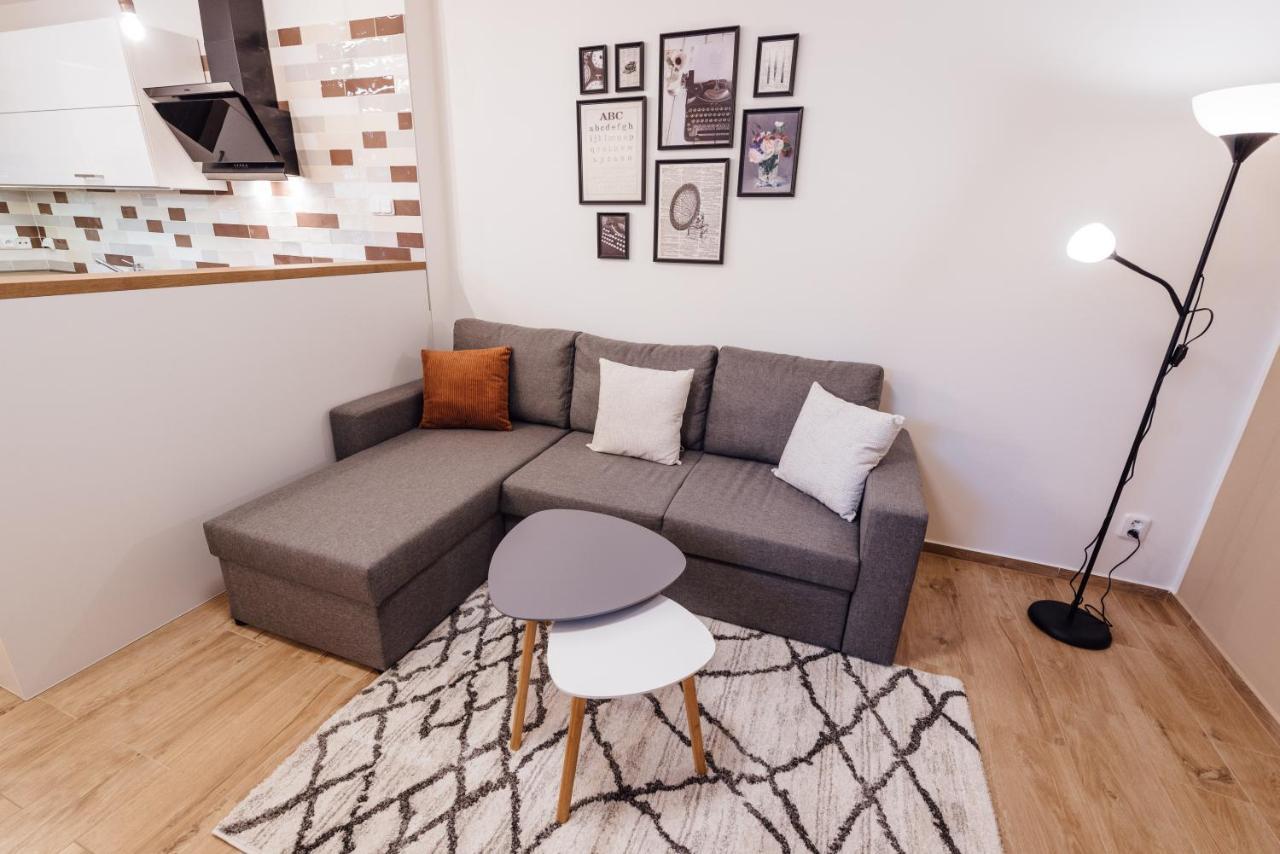 Apartman Pod Borovici Kovalovice Eksteriør billede