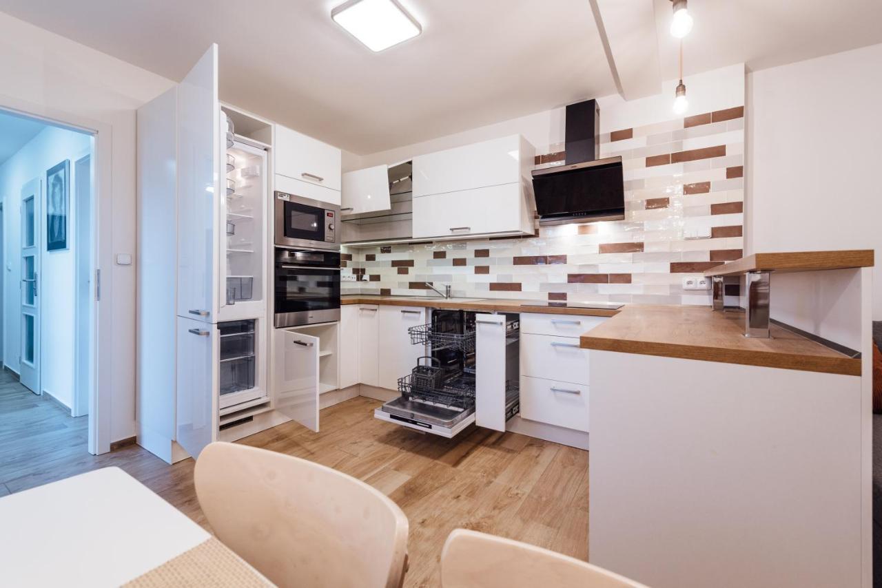 Apartman Pod Borovici Kovalovice Eksteriør billede